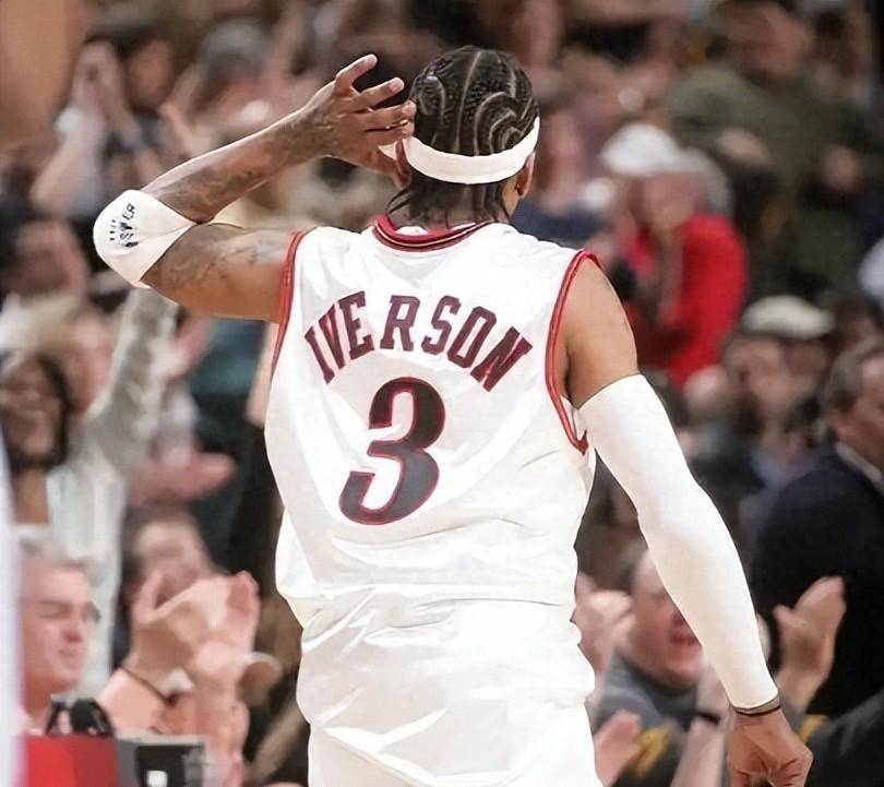 中超黑马酝酿重磅引援，锁定本土强力铁腰，海港同意放人，三赢之举（中超黑马酝酿大手笔引援，锁定本土硬核后腰，海港同意放行，三方共赢）