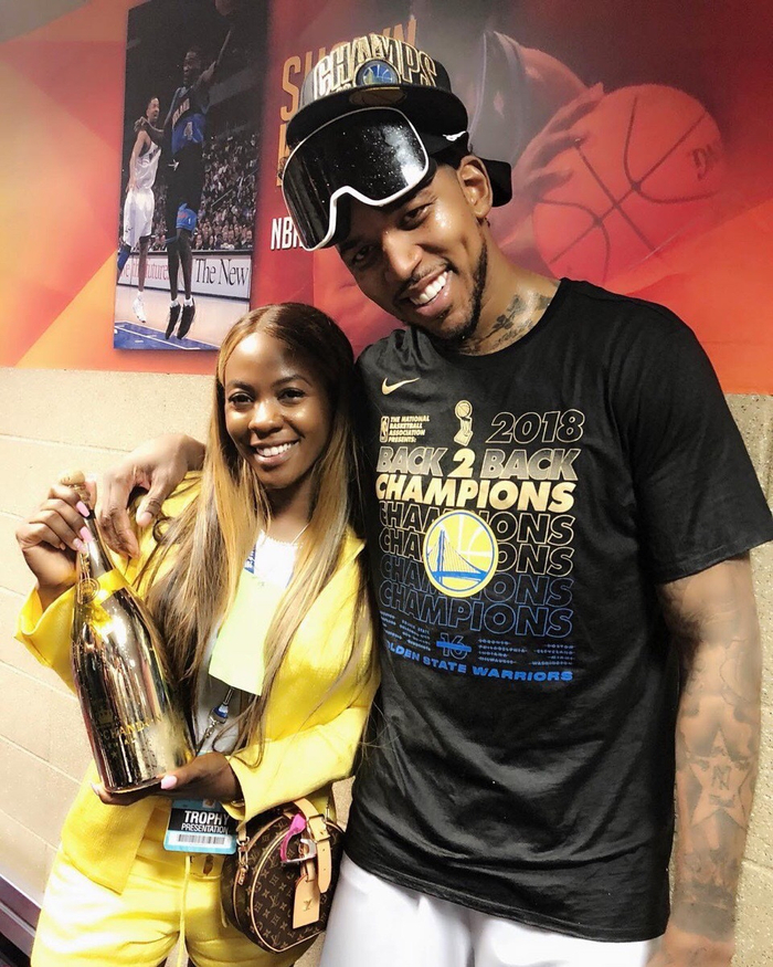 湖人浓眉哥篮下统治球队获胜（浓眉哥内线称霸助湖人取胜）