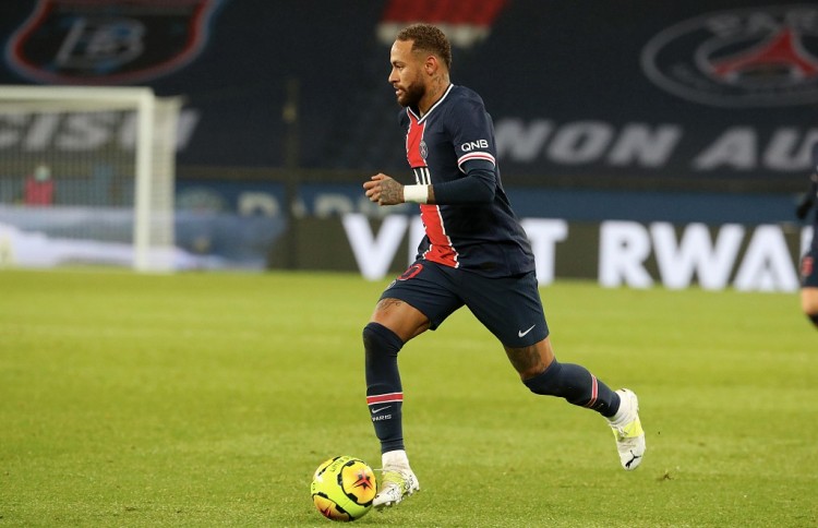 足球球员伤病更新，影响赛季表现（足球球员伤情最新速递，或影响本赛季发挥）