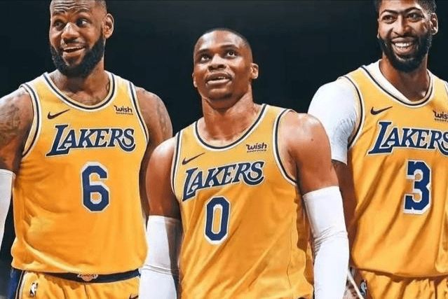 姆本扎：我和铁人签了两年合同，下赛季在中超继续为铁人效力（姆本扎签约铁人两年：下赛季继续为铁人征战中超）