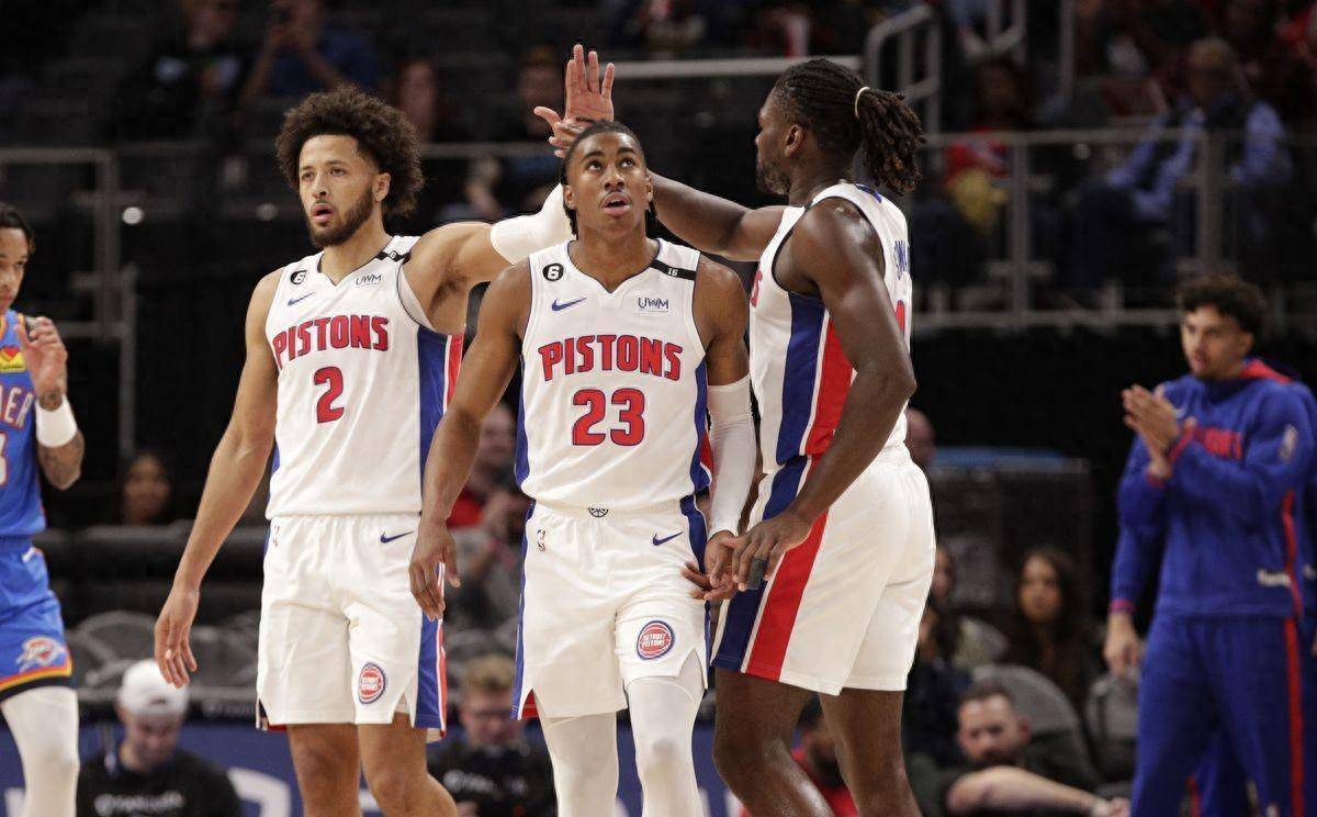 历史重演！詹姆斯生涯第二次助攻队友绝杀猛龙（詹姆斯再现经典，生涯第二次助攻队友绝杀猛龙）