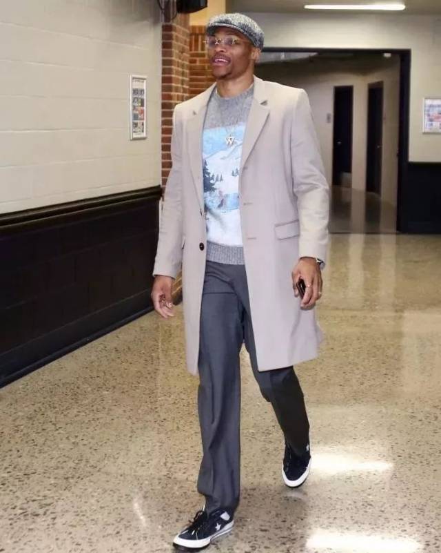 英超半场：卡什禁区后点抽射破门，维拉暂1-0阿森纳（英超半场：卡什后点抽射得手，维拉暂以1-0领先阿森纳）